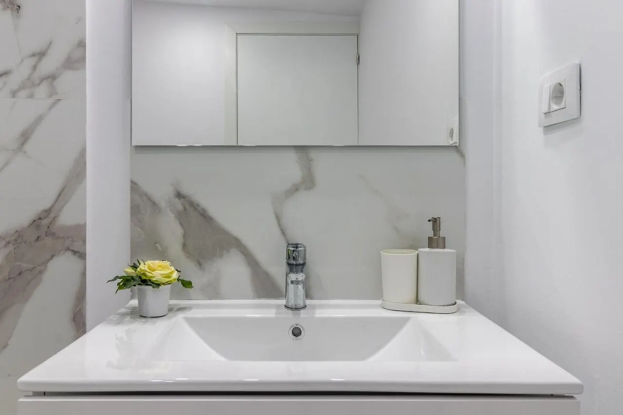 Apartment Santa Brigida Window Suite